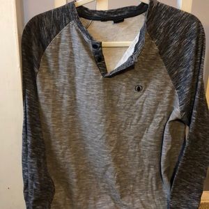 Long sleeve Volcom baseball tee